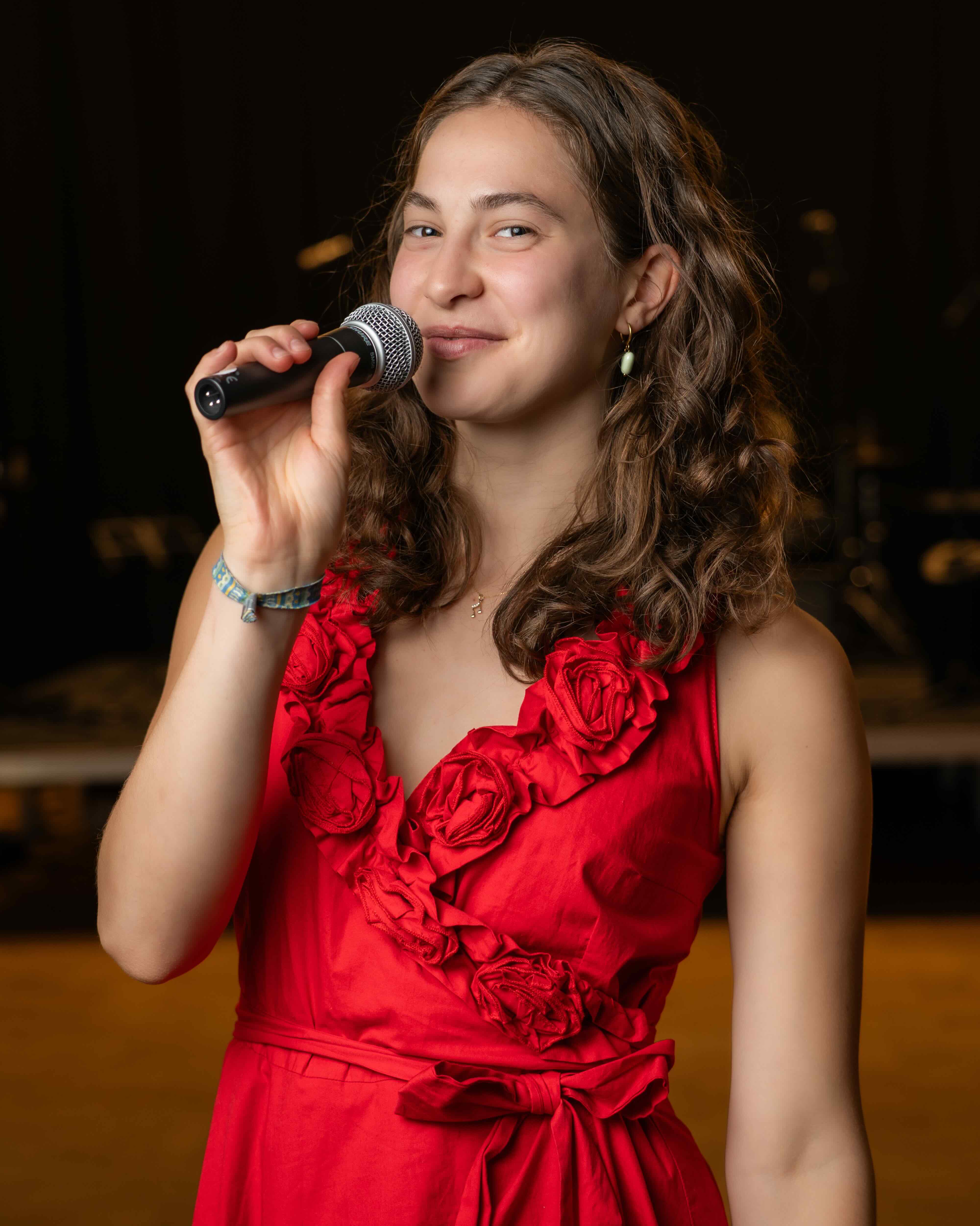 Jacqueline – Vocals